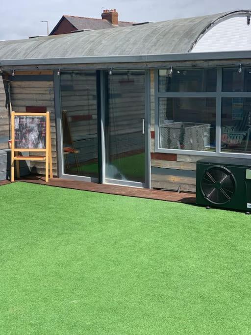 Family Holiday Home Blackpool Bagian luar foto