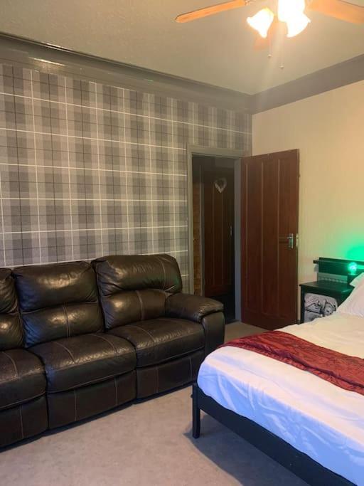 Family Holiday Home Blackpool Bagian luar foto