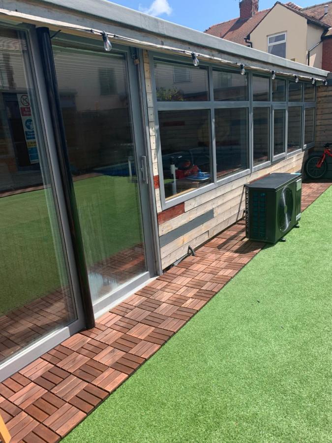 Family Holiday Home Blackpool Bagian luar foto